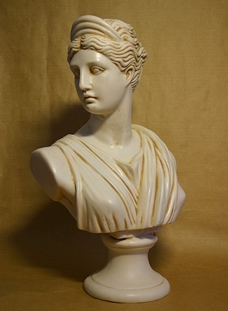 Bste der Diana, eine Reproduktion einer rmischen Figur aus Kunstmarmor